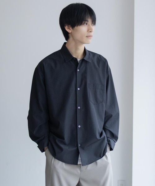 URBAN COLLECTION(アーバンコレクション)の「URBAN COLLECTION オーバーサイズ レギュラーカラーシャツ(シャツ/ブラウス・メンズ・ホワイト/グレー系その他/ブラック/グレイッシュベージュ/ブルーグレー/ブルー系その他・M/XL/S/L)」の3枚目の写真