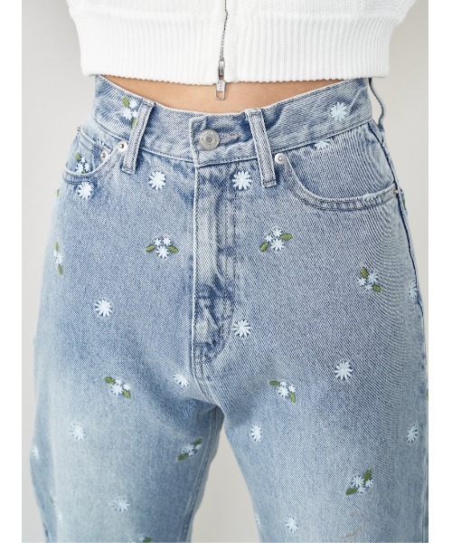 Darich(ダーリッチ)の「スプリングフラワーデニムパンツ(デニムパンツ・レディース・ライトブルー/ブラック・S/M)」の19枚目の写真