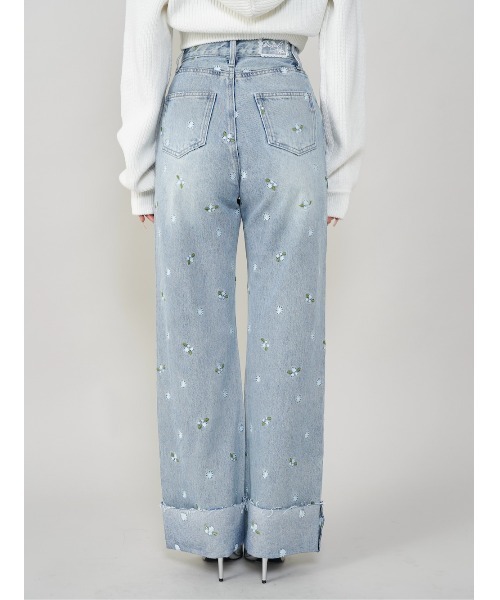 Darich(ダーリッチ)の「スプリングフラワーデニムパンツ(デニムパンツ・レディース・ライトブルー/ブラック・S/M)」の5枚目の写真