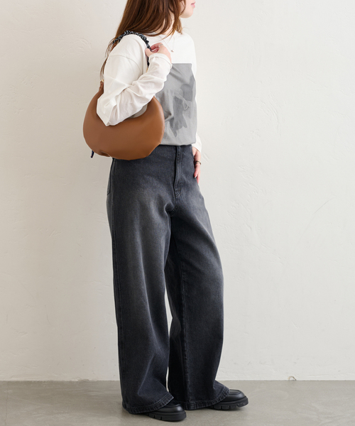 LE VERNIS(ル・ベルニ)の「【LE VERNIS/ル・ベルニ】 Paracord moon bag S(クラッチバッグ・レディース・ブラック/ブラウン・FREE)」の14枚目の写真