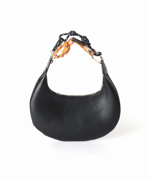 LE VERNIS(ル・ベルニ)の「【LE VERNIS/ル・ベルニ】 Paracord moon bag S(クラッチバッグ・レディース・ブラック/ブラウン・FREE)」の20枚目の写真