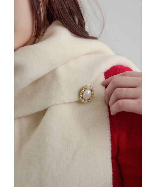 niana（ニアナ）の「パールオーバルブローチ コサージュ フォーマル セレモニー 結婚式 二次会 謝恩会 入学式 卒業式 パーティー オケージョン（ブローチ/コサージュ・レディース・シルバー/ゴールド・FREE）」の9枚目の写真