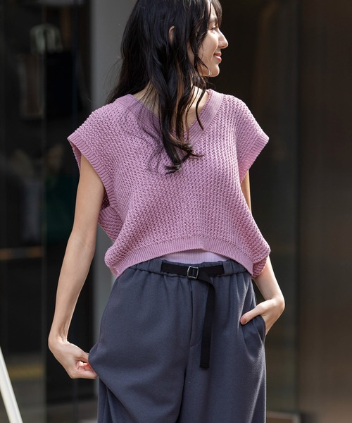 Munich（ミューニック）の「コットンニットVネックジレ（ベスト・レディース・オフホワイト/ピンク/カーキ/ブラック・FREE）」の4枚目の写真