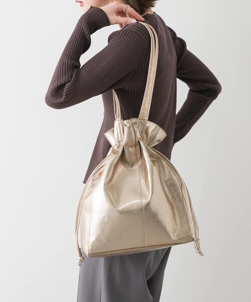 SENSE OF PLACE by URBAN RESEARCH（センスオブプレイスバイアーバンリサーチ）の「メタリックトートバッグ（トートバッグ・レディース・ゴールド/シルバー/チャコールグレー・ONE）」の4枚目の写真