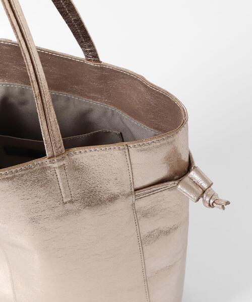 SENSE OF PLACE by URBAN RESEARCH（センスオブプレイスバイアーバンリサーチ）の「メタリックトートバッグ（トートバッグ・レディース・ゴールド/シルバー/チャコールグレー・ONE）」の9枚目の写真