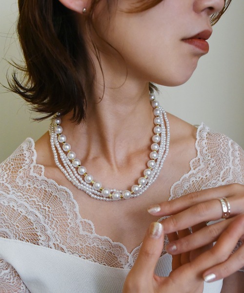 styiro（スタイロ）の「ニュアンスパールネックレス（ネックレス・レディース・ホワイト系その他/ホワイト系その他3/ホワイト系その他2/ホワイト系その他4/ホワイト系その他5・FREE）」の4枚目の写真