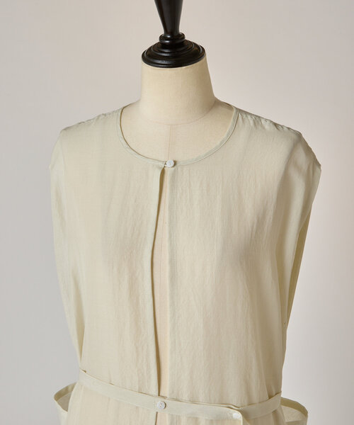 BEARDSLEY（ビアズリー）の「シアーロングジレ（ベスト）」 - WEAR