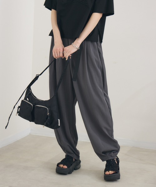 Paradise Picnic（パラダイスピクニック）の「CONTROLFREAKZIP　ポシェットバッグ（ショルダーバッグ・レディース・ブラック/ベージュ・FREE）」の21枚目の写真