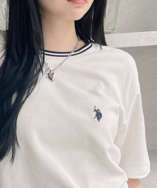 U.S. POLO ASSN.(ユーエスポロアッスン)の「U.S. POLO ASSN. 鹿子 襟口 リブ ライン Tシャツ(Tシャツ/カットソー・レディース・ホワイト/ベージュ/ネイビー・M/L)」の1枚目の写真