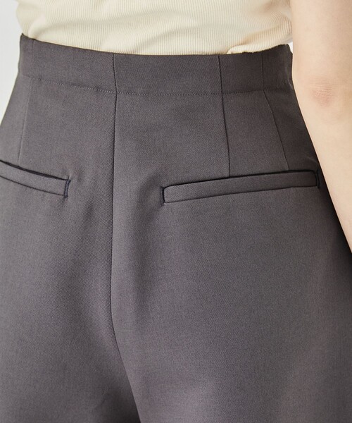 アシメラップアークショートパンツ　PUBLIC TOKYO タックラップショートパンツ(1 DARK GREY): : ウィメンズ