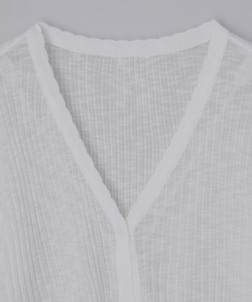 Olu.（オルドット）の「コンパクトシアーカーディガン（カーディガン/ボレロ・レディース・アイボリー/ライトグレー・FREE）」の14枚目の写真