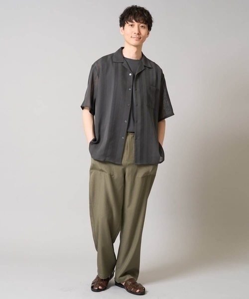 a.v.v（アーヴェヴェ）の「【接触冷感】カラミストライプ五分袖オープンカラーシャツ（シャツ/ブラウス・メンズ・ブルー/チャコールグレー/イエロー・48/50/46）」の9枚目の写真