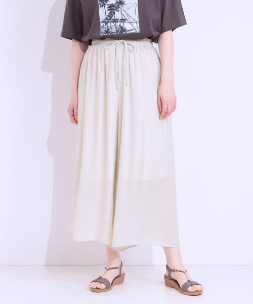 SHOO・LA・RUE（シューラルー）の「さらさらドビーイージーガウチョパンツ（その他パンツ・レディース・イエロー/ブラック/ナチュラル・04/03/02/01）」の3枚目の写真