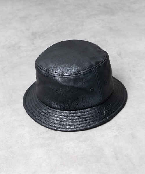 AVIREX（アヴィレックス）の「【AVIREX】SYNTHETIC LEATHER BUCKET HAT（ハット・メンズ・ブラウン/ブラック・FREE）」の2枚目の写真