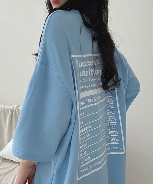 Asterellivi(アステレリビ)の「バックプリントビックTシャツ(Tシャツ/カットソー・レディース・ホワイト/グリーン/ブラック/ブルー・FREE)」の4枚目の写真