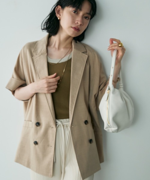 Shelly island（シェリーアイランド）の「半袖シャツジャケット（テーラードジャケット・レディース・チャコールグレー/ベージュ/ホワイト/ブラック/ブラウン・FREE）」の5枚目の写真