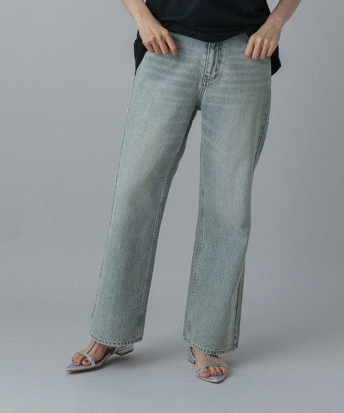 GLOBAL WORK（グローバルワーク）の「MATINEE LINE/デニムフレアパンツ/498304（デニムパンツ・レディース・ブルー/ライトブルー・SMALL/MEDIUM/LARGE）」の17枚目の写真