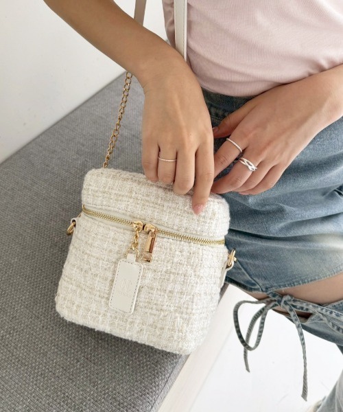 one after another NICE CLAUP（ワンアフターアナザーナイスクラップ）の「【WEB限定】キルティングバニティーショルダーバッグ（ショルダーバッグ・レディース・ピンク/ブラック/アイボリー/ホワイト系その他/ブラック系その他・FREE）」の6枚目の写真