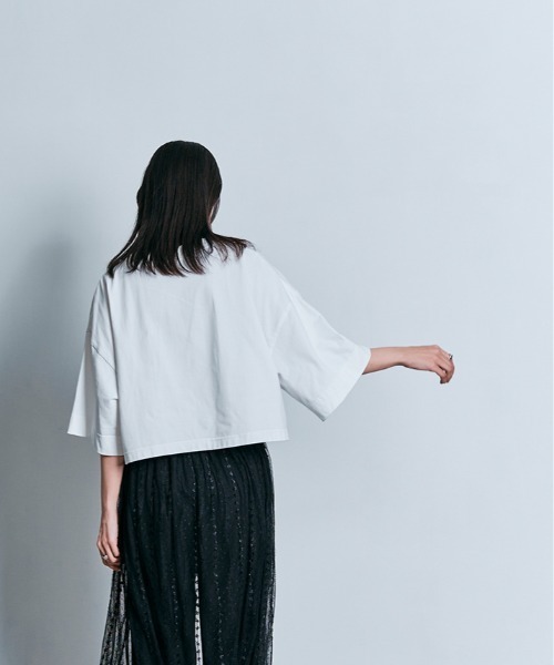 W:Huku（フーク）の「コスモ プリント ショート Tシャツ（Tシャツ/カットソー・レディース・オフホワイト/ブラック・FREE）」の9枚目の写真