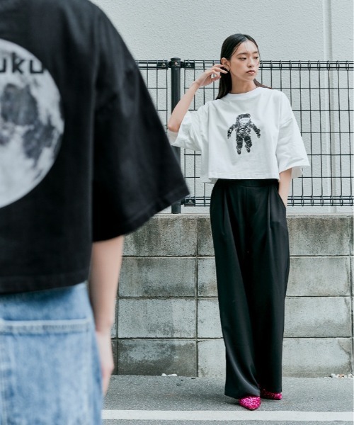 W:Huku（フーク）の「コスモ プリント ショート Tシャツ（Tシャツ/カットソー・レディース・オフホワイト/ブラック・FREE）」の19枚目の写真