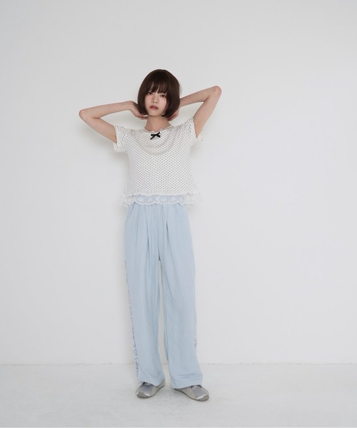 Uenui（ウニュイ）の「【 cunii 】 ポルカ ドット フリル ヘム トップ（Tシャツ/カットソー・レディース・ブラック/グレー/ホワイト・FREE）」の10枚目の写真