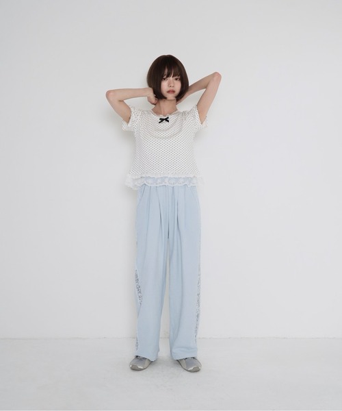 Uenui（ウニュイ）の「【 cunii 】 ポルカ ドット フリル ヘム トップ（Tシャツ/カットソー・レディース・ブラック/グレー/ホワイト・FREE）」の11枚目の写真