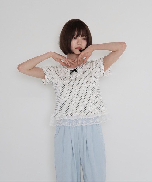 Uenui（ウニュイ）の「【 cunii 】 ポルカ ドット フリル ヘム トップ（Tシャツ/カットソー・レディース・ブラック/グレー/ホワイト・FREE）」の16枚目の写真