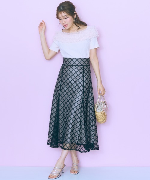 marun（マルン）の「＜大きいサイズ＞テレコリブチュールトップス marun（Tシャツ/カットソー・レディース・ブラック/ピンク/ホワイト・L/5L/4L/3L/LL）」の17枚目の写真