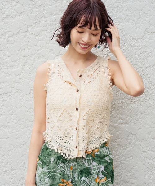 anap mimpi(アナップミンピ)の「クロッシェ 編み フリンジ ベスト(ベスト・レディース・キナリ・FREE)」の6枚目の写真