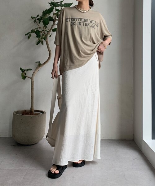 セール】【WEB限定】 異素材切替フロッキーロゴTEE（Tシャツ