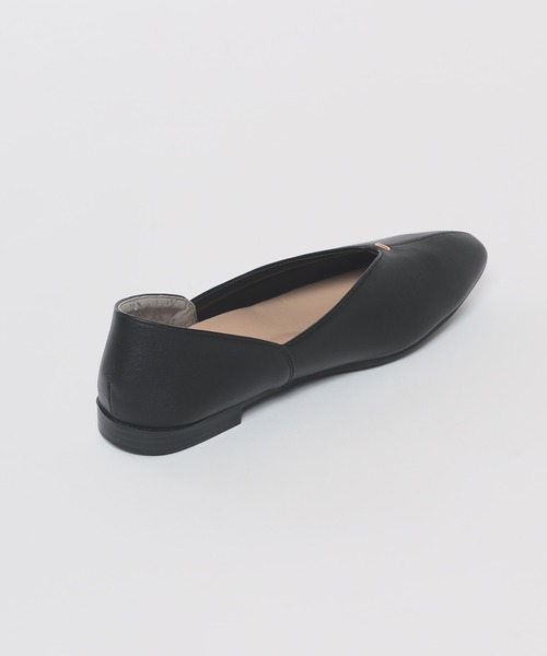 GLACIER lusso（グラシアルッソ）の「Ｖカットフラットシューズ（パンプス・レディース・ブラック/グレイッシュベージュ・23.5/23.0/22.5/24.5/24.0）」の10枚目の写真