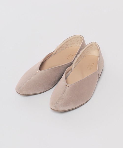 GLACIER lusso（グラシアルッソ）の「Ｖカットフラットシューズ（パンプス・レディース・ブラック/グレイッシュベージュ・23.5/23.0/22.5/24.5/24.0）」の11枚目の写真