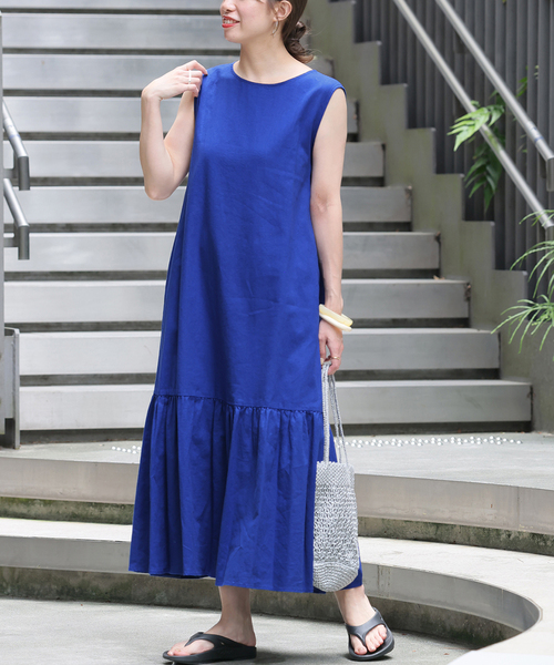 JOURNAL STANDARD relume(ジャーナルスタンダード レリューム)の「ヘムギャザーロングワンピース(ワンピース・レディース・ベージュ/ブラック/ブルー・FREE)」の1枚目の写真