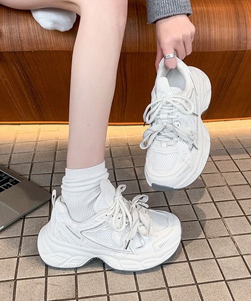 shoes365(シューズスリーシックスファイヴ)の「【SHOES 365】厚底ダッドスニーカー(スニーカー・レディース・ホワイト/グレー・22.5cm/23.0cm/23.5cm/24.0cm/24.5cm/25.0cm)」の12枚目の写真