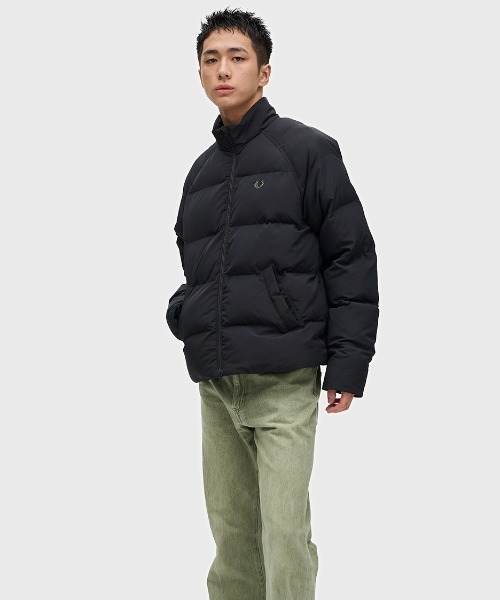 FRED PERRY（フレッドペリー）の「Raglan Sleeve Padded Jacket