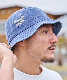Sunny Smith（サニースミス）の「ヤシの木ロゴ刺繍ピグメント バケットハット（ハット）」