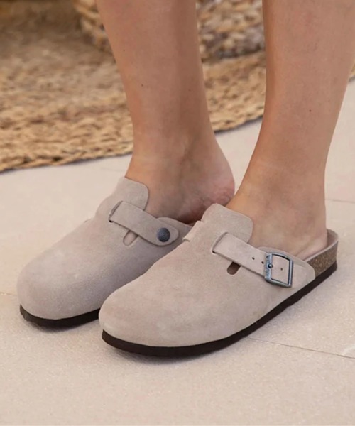 GENUINS(ジェニュインズ)の「【GENUINS/ジェニュインズ】RIVA/クロッグサンダル(サンダル・メンズ・サンドベージュ・27cm/28cm)」の1枚目の写真