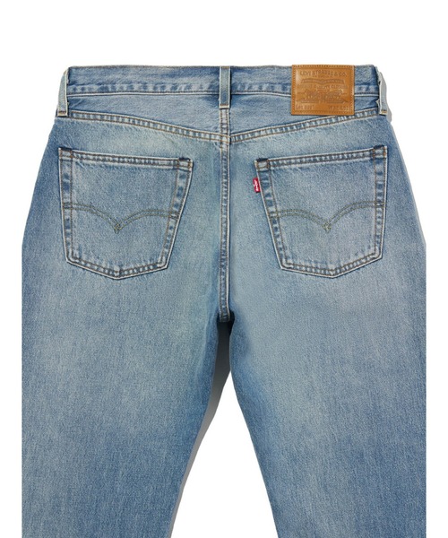 Levi's(リーバイス)の「Levi's/リーバイス 555(TM) リラックスストレート ジーンズ(デニムパンツ・メンズ・インディゴブルー/ダークインディゴブルー/ブラック・W28 L32/W29 L32/W30 L32/W31 L32/W32 L32/W33 L32/W34 L32/W36 L32)」の9枚目の写真