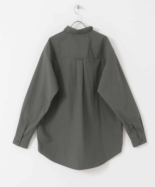 EKAL（エカル）の「『撥水/UVカット』『UR TECH』ナイロンタッサーロングスリーブシャツ（シャツ/ブラウス・メンズ・グレー/ベージュ系その他/ブラウン系その他・MEDIUM/LARGE）」の11枚目の写真