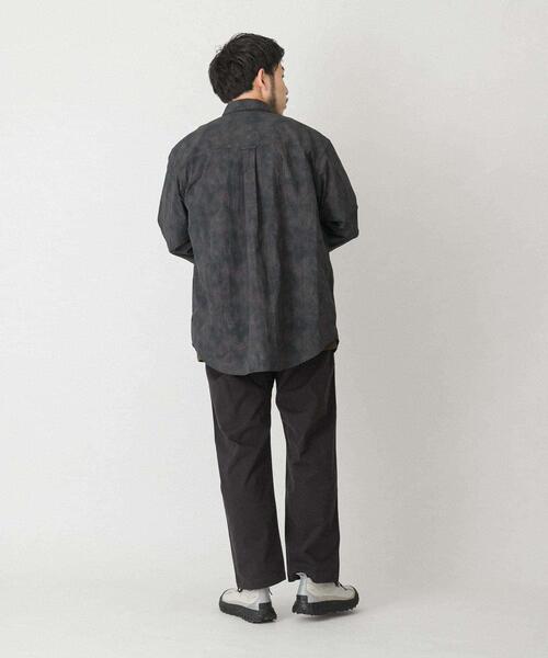 EKAL（エカル）の「『撥水/UVカット』『UR TECH』ナイロンタッサーロングスリーブシャツ（シャツ/ブラウス・メンズ・グレー/ベージュ系その他/ブラウン系その他・MEDIUM/LARGE）」の22枚目の写真