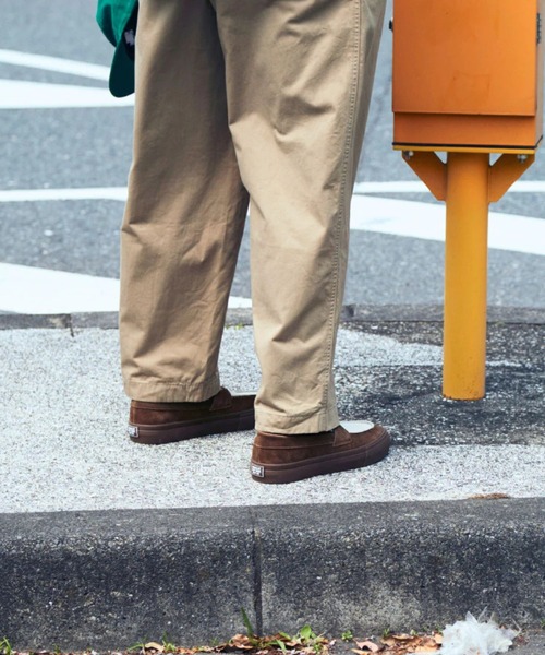 STANCLAN（スタンクラン）の「【STANCLAN】PENNY Suede Blown X Off white（スリッポン・メンズ・ブラウン系その他・28/26.5/27.5/24.5/23.5/27/24）」の2枚目の写真