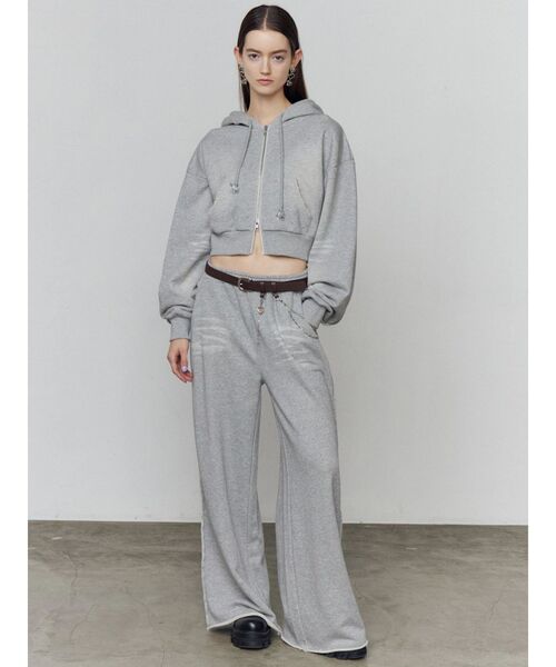 EMODA（エモダ）の「シェービングショートジップフーディ（パーカー・レディース・グレー/ブラック/ライトグレー・FREE）」の16枚目の写真