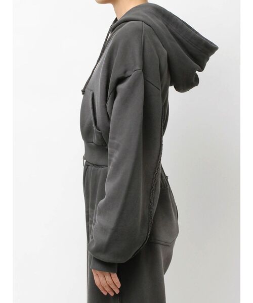 EMODA（エモダ）の「シェービングショートジップフーディ（パーカー・レディース・グレー/ブラック/ライトグレー・FREE）」の12枚目の写真