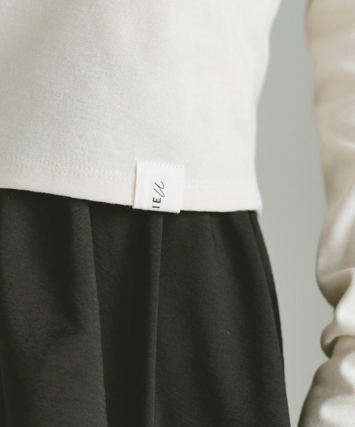 VANNIE U（ヴァニーユー）の「ベーシックコンパクトロンT（Tシャツ/カットソー・レディース・ブラック/アイボリー・FREE）」の11枚目の写真