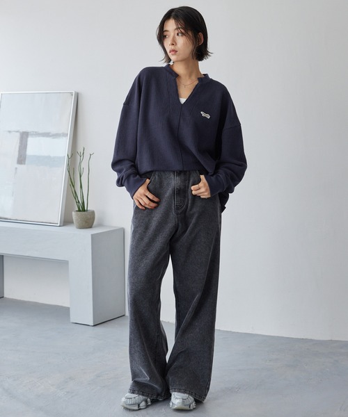 PENNEYS（ぺニーズ）の「PENNEYS/ペニーズ 別注 THE FOX ワンポイントロゴ刺繍 スキッパーワッフル長袖Tシャツ<抗菌防臭>（Tシャツ/カットソー・レディース・アイボリー/ブラック/ライトグレー/レッド/ネイビー・FREE）」の8枚目の写真