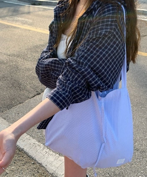 LAC-VERT(ラック・ヴェール)の「フード付きチェックシャツ(シャツ/ブラウス・レディース・ネイビー/ブルー・FREE)」の12枚目の写真