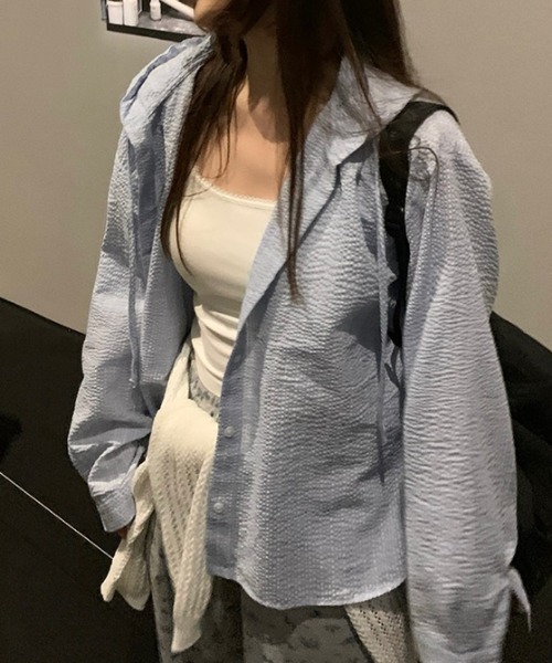 LAC-VERT(ラック・ヴェール)の「フード付きチェックシャツ(シャツ/ブラウス・レディース・ネイビー/ブルー・FREE)」の3枚目の写真