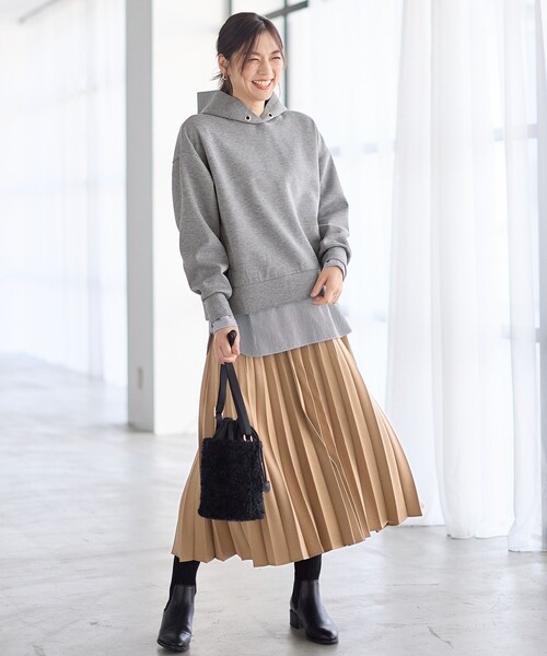 ANY(エニィ)の「【新色追加/ウエストゴム】ウーリッシュプリーツスカート(スカート・レディース・ブラック系/ダークグリーン系3/ダークブラウン系3/黄土色系/ワイン系/グレー系/ネイビー系3/アイボリー系3/ライラック系・LARGE/MEDIUM/SMALL)」の10枚目の写真