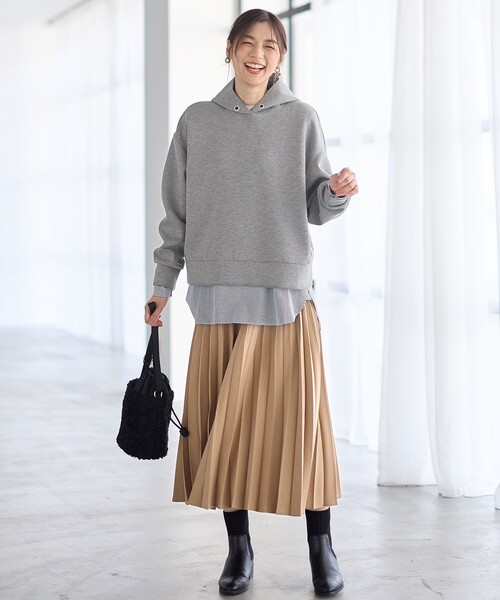 ANY(エニィ)の「【新色追加/ウエストゴム】ウーリッシュプリーツスカート(スカート・レディース・ブラック系/ダークグリーン系3/ダークブラウン系3/黄土色系/ワイン系/グレー系/ネイビー系3/アイボリー系3/ライラック系・LARGE/MEDIUM/SMALL)」の11枚目の写真