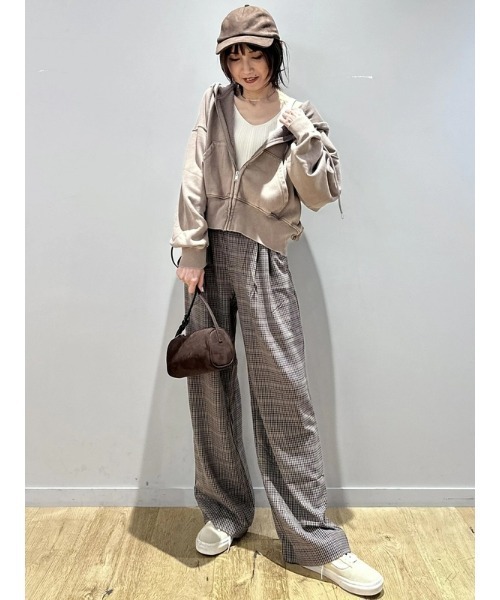 GAP（ギャップ）の「365 ハイライズ 起毛ツイル プリーツ トラウザーパンツ（その他パンツ・レディース・グレー/ブラウン・00/0/2/4/6/8/10/000）」の7枚目の写真